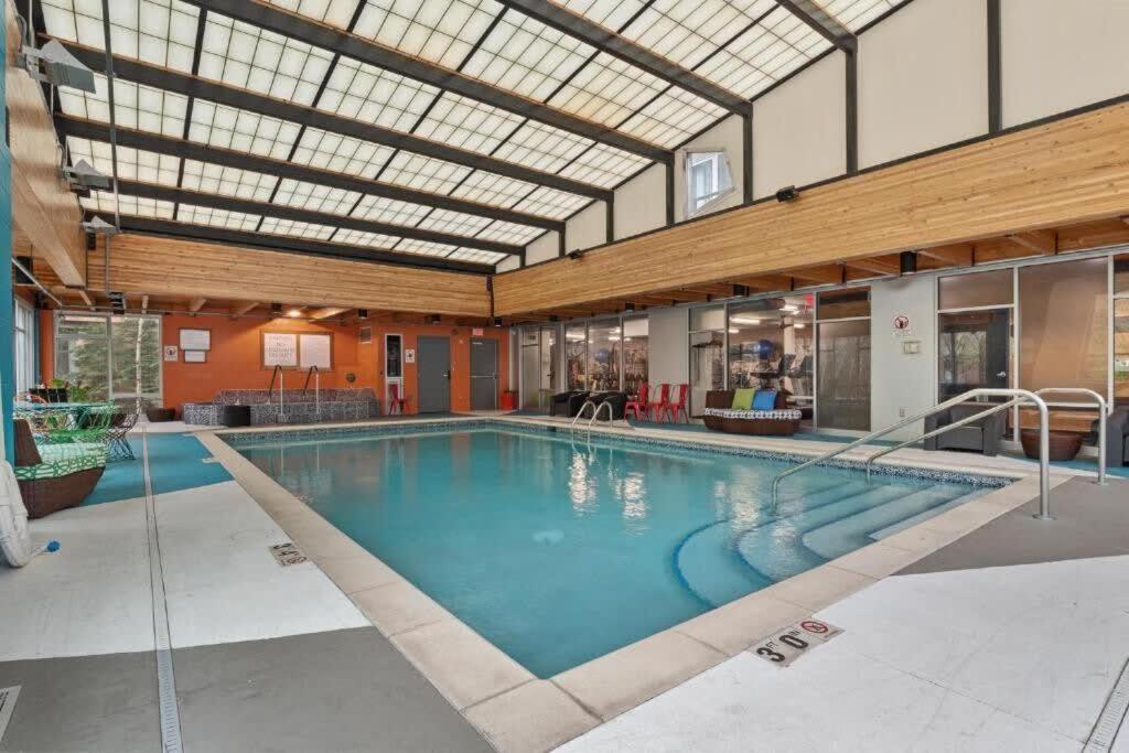 Cozysuites Mill District With Pool, Gym #07 * Minneapolis